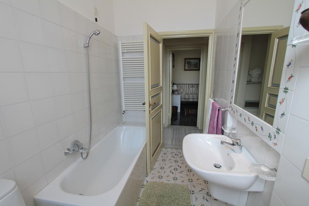Il Diospero B&B Firenze Szoba fotó
